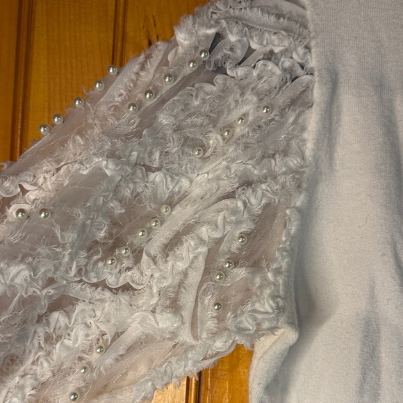 Sioni White Textured with Pearl Embellishments SleevedTurtleneck Sweater - Picture 4 of 6